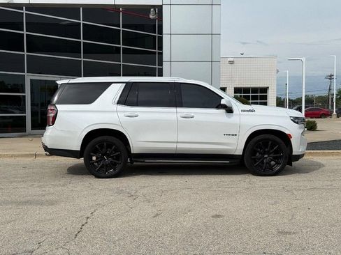 Used 2021 Chevrolet Tahoe High Country AWD/4WD image 2