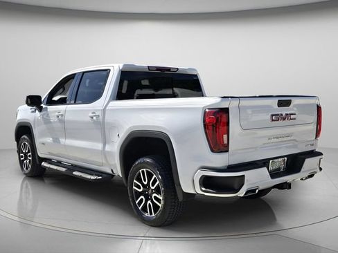 Used 2025 GMC Sierra 1500 AT4 w/ AT4 Premium Package AWD/4WD image 8