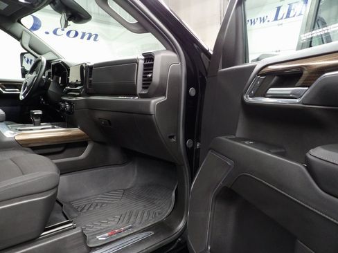 Used 2024 Chevrolet Silverado 1500 RST image 25