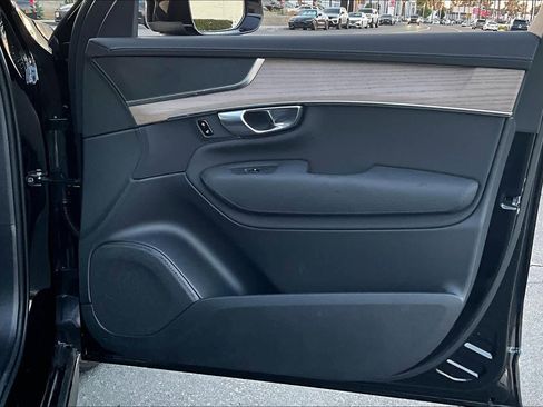 Used 2026 Volvo XC90 B5 Core image 22