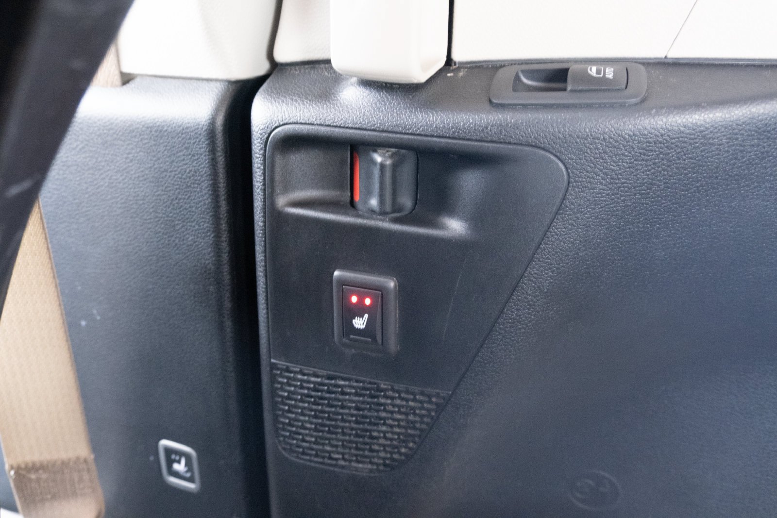 Used 2022 Chrysler Pacifica Limited FWD image 19