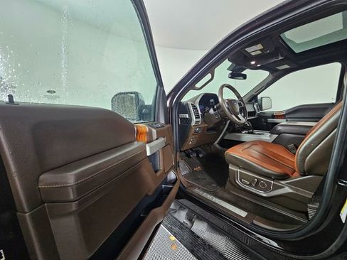 Used 2018 Ford F150 King Ranch w/ Equipment Group 601A Luxury image 21