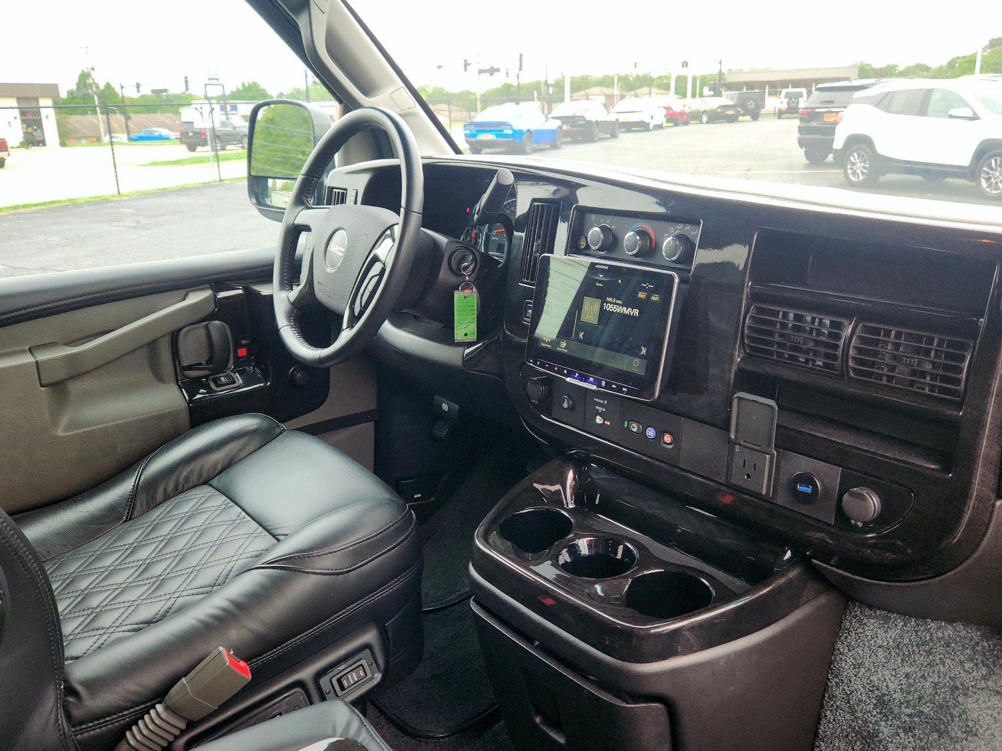 Used 2023 GMC Savana 2500 Extended RWD image 42