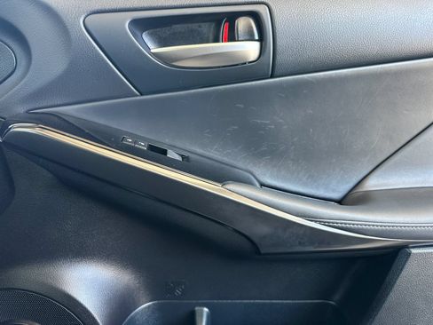 Used 2023 Lexus IS 300 w/ Comfort Package RWD image 19