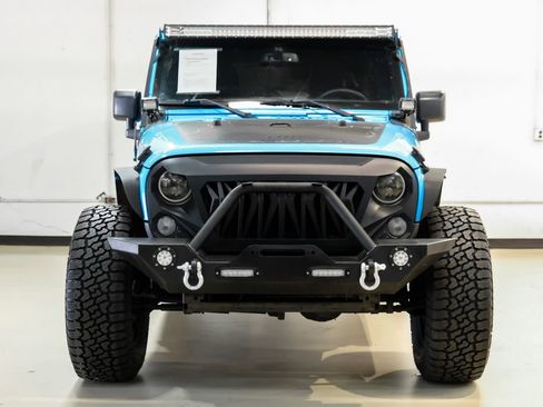 Used 2017 Jeep Wrangler Unlimited Sport AWD/4WD image 5