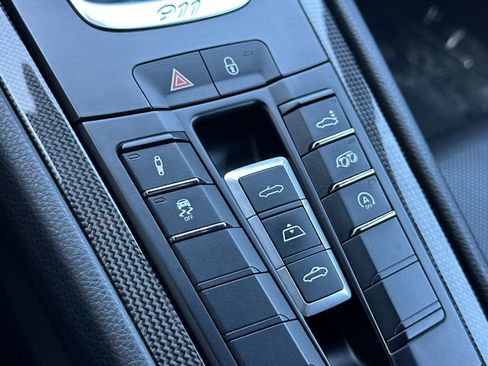 Certified 2017 Porsche 911 Carrera S image 29