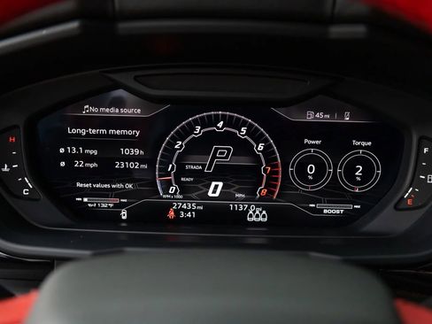 Used 2022 Lamborghini Urus image 40