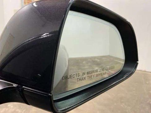 Used 2025 Tesla Model 3 Long Range image 90