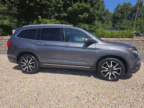 Used 2019 Honda Pilot Touring image 7