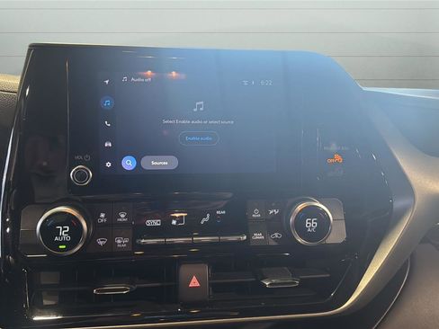 Used 2023 Toyota Highlander LE image 18