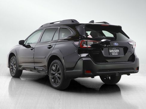 Used 2024 Subaru Outback Onyx Edition XT image 3