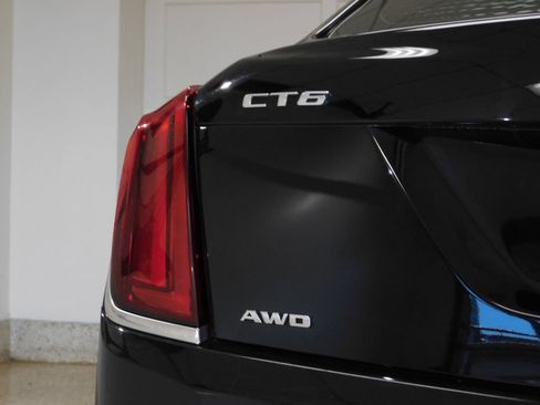 Used 2017 Cadillac CT6 Luxury AWD/4WD image 76