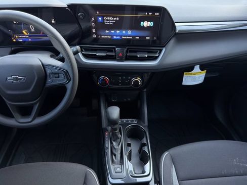 New 2026 Chevrolet TrailBlazer LT w/ Midnight Edition FWD image 13