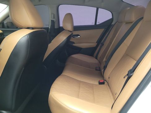 Used 2022 Nissan Sentra SV w/ SV Premium Package FWD image 18
