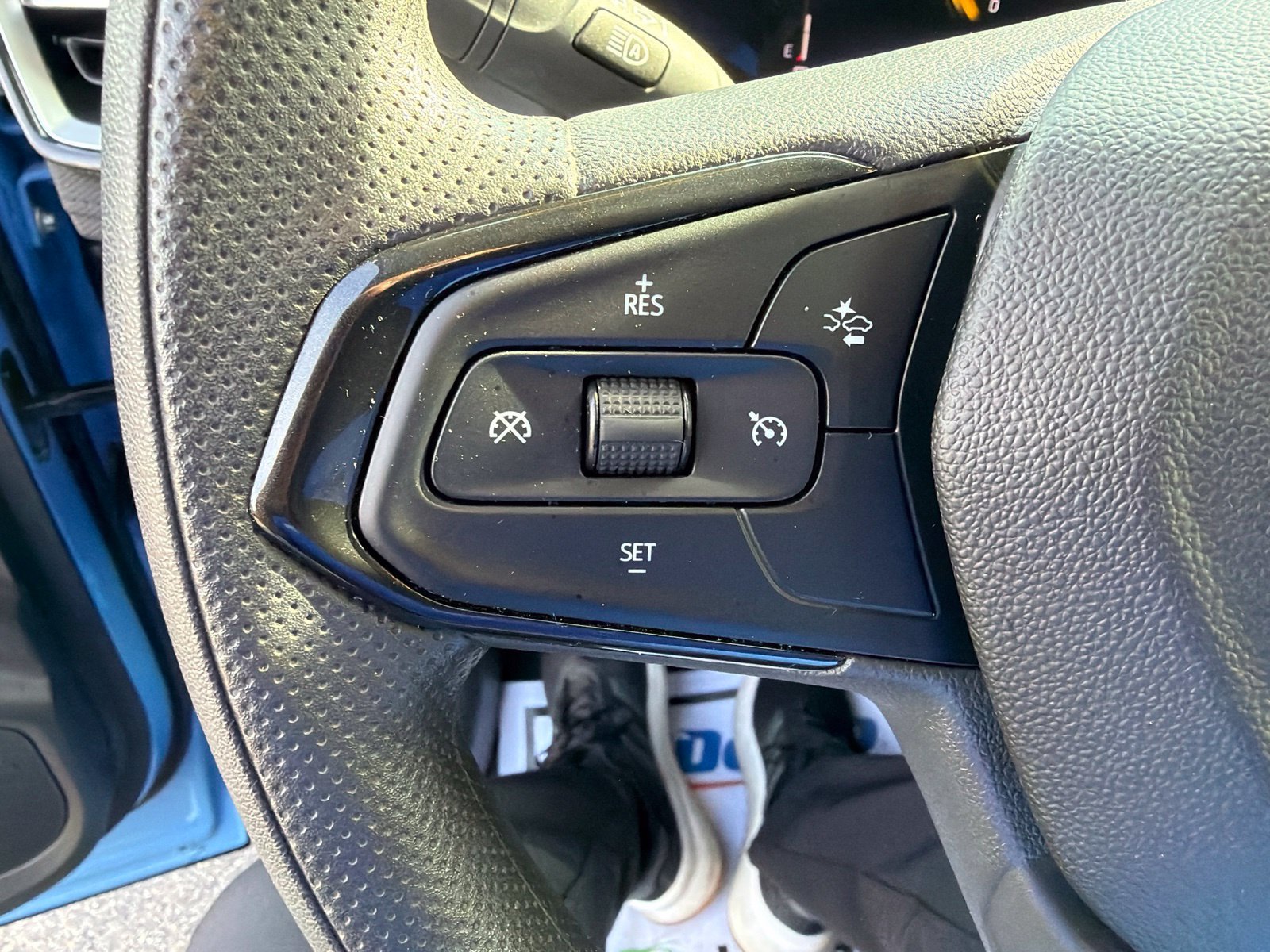 Used 2024 Chevrolet TrailBlazer LT w/ Driver Confidence Package FWD image 16
