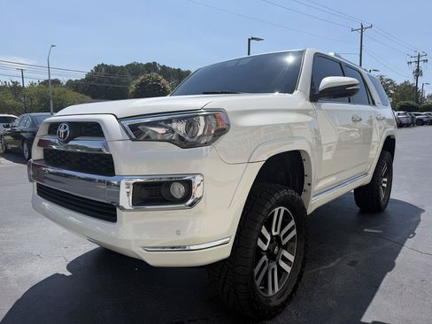 Used 2016 Toyota 4Runner Limited AWD/4WD image 4