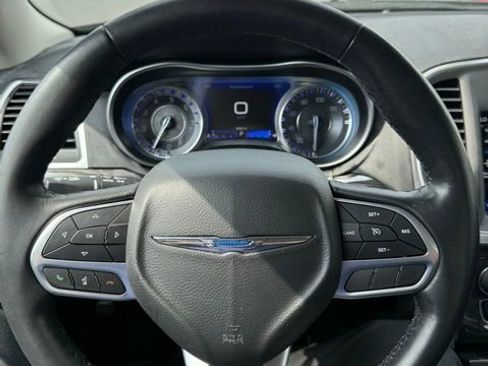 Used 2021 Chrysler 300 Touring w/ Sport Appearance Package RWD image 13