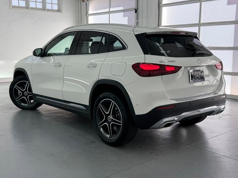 Used 2026 Mercedes-Benz GLA 250 image 3