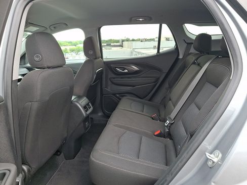 Used 2023 GMC Terrain SLE AWD/4WD image 10
