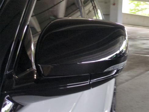 New 2025 Jeep Grand Cherokee Summit image 12