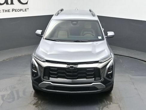 New 2026 Chevrolet Equinox ACTIV w/ Convenience Package III FWD image 37