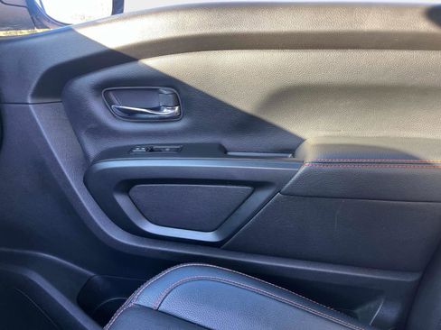 Used 2024 Nissan Titan PRO-4X w/ Pro-4x Convenience Package image 23