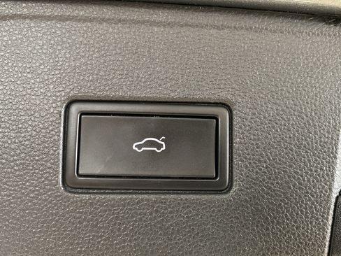 Used 2021 Volkswagen Atlas SE AWD/4WD image 29