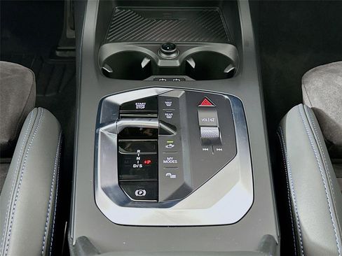 Certified 2025 BMW M235i xDrive w/ Premium Package image 17