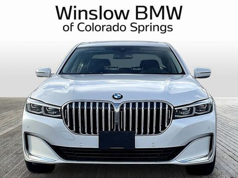 Used 2020 BMW 750i xDrive w/ Cold Weather Package image 2