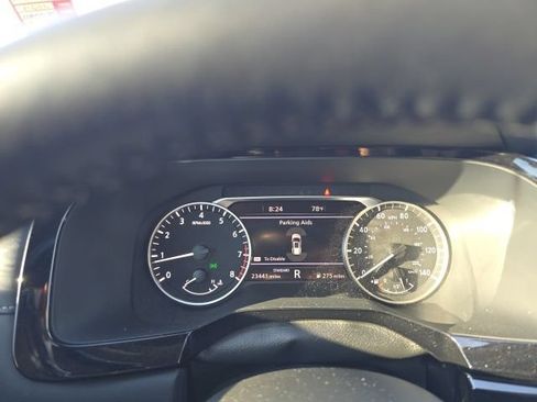Used 2024 Nissan Pathfinder SL FWD image 14