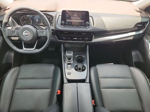 Used 2021 Nissan Rogue SV w/ Premium Package FWD image 20