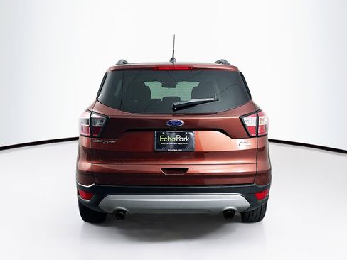 Used 2018 Ford Escape SE FWD image 7