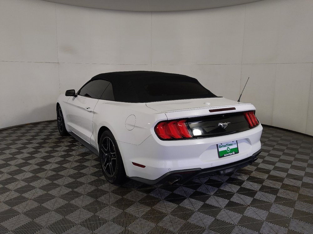 Used 2021 Ford Mustang Premium RWD image 6