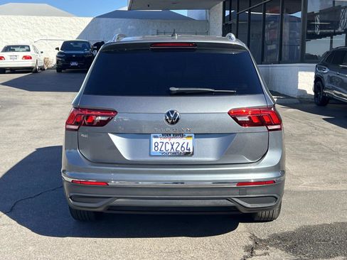 Certified 2022 Volkswagen Tiguan SE w/ Panoramic Sunroof Package image 26