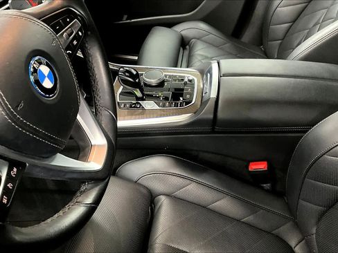 Used 2023 BMW X5 xDrive45e w/ Parking Assistance Package AWD/4WD image 16