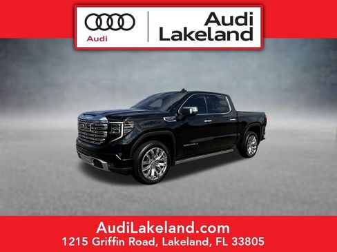 Used 2023 GMC Sierra 1500 Denali w/ Denali Reserve Package AWD/4WD image 1
