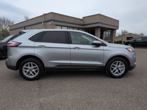 Certified 2023 Ford Edge SEL w/ Convenience Package AWD/4WD image 13