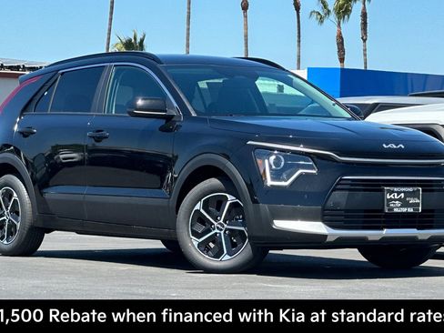 New 2026 Kia Niro LX FWD image 2