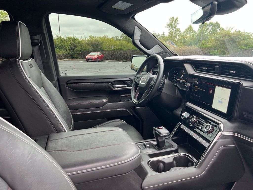 Used 2024 GMC Sierra 1500 AT4X AWD/4WD image 9