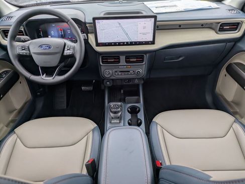 New 2025 Ford Maverick Lariat image 40