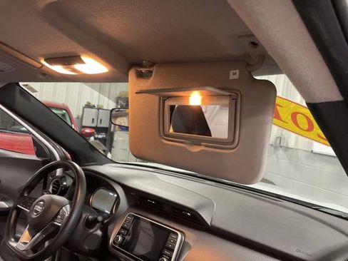 Used 2019 Nissan Kicks SV image 41