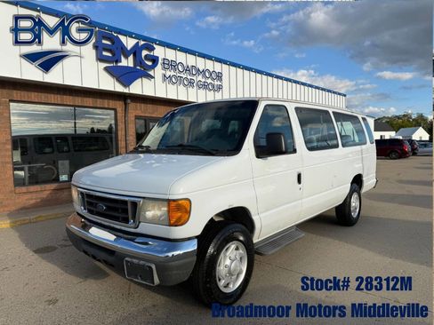 Used 2007 Ford E-350 and Econoline 350 XLT image 1