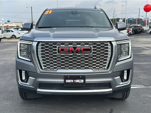 Used 2021 GMC Yukon Denali w/ LPO, Illumination Package image 11