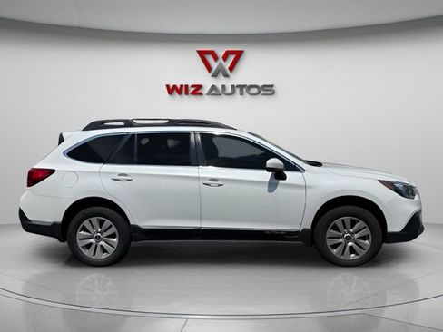 Used 2018 Subaru Outback 2.5i Premium AWD/4WD image 6