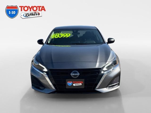 Used 2025 Nissan Altima 2.5 SV FWD image 8