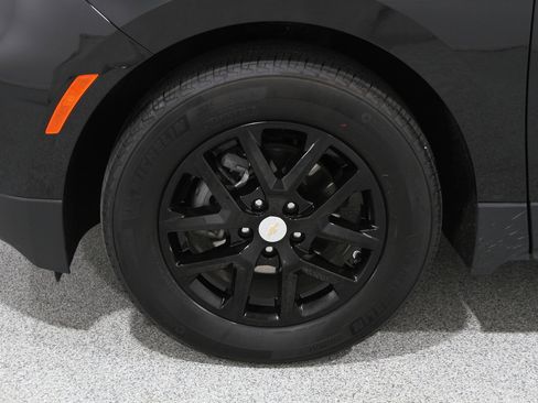 Certified 2023 Chevrolet Equinox LS image 21