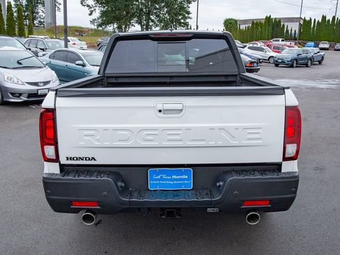 New 2026 Honda Ridgeline Black Edition image 7