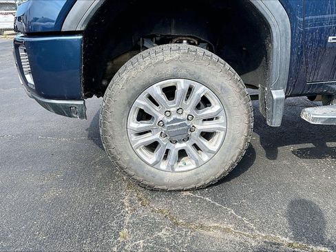 Used 2020 GMC Sierra 3500 Denali w/ Denali Ultimate Package AWD/4WD image 2