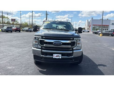Used 2020 Ford F250 XL w/ STX Appearance Package AWD/4WD image 2