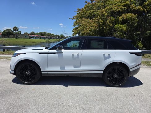 Used 2026 Land Rover Range Rover Velar Dynamic SE AWD/4WD image 7